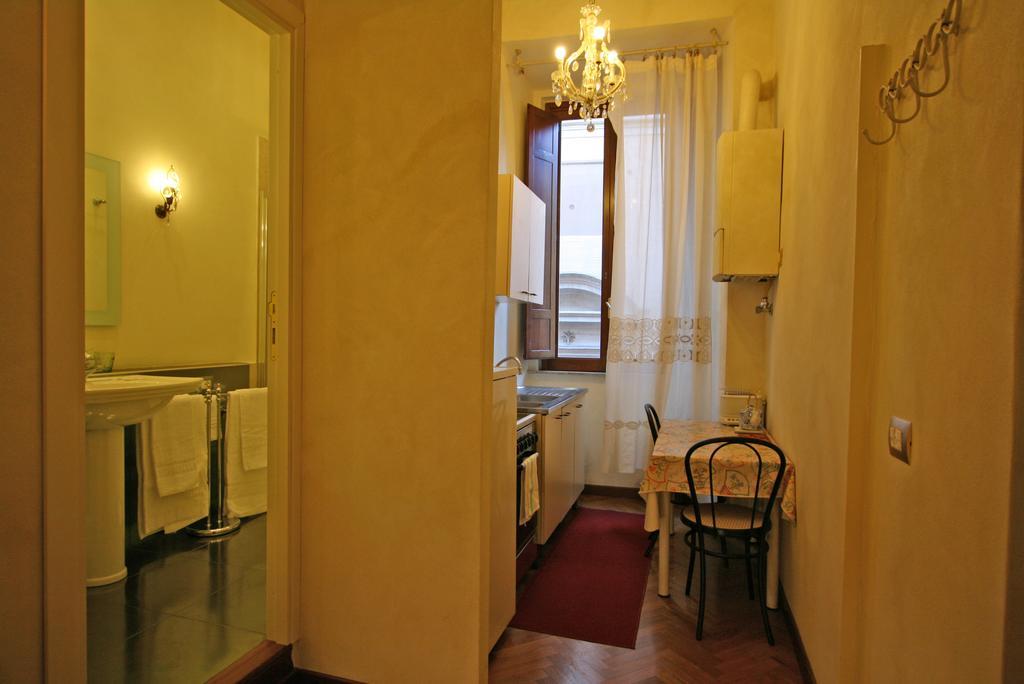 Domus Navona Pantheon Roma Quarto foto